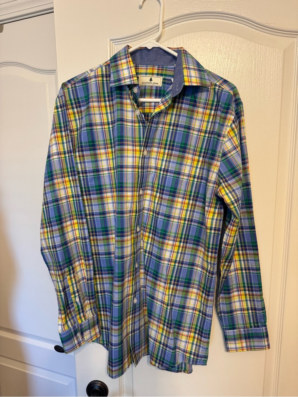 Southern Pines Men's Blue Green Plaid Button-Down Shirt